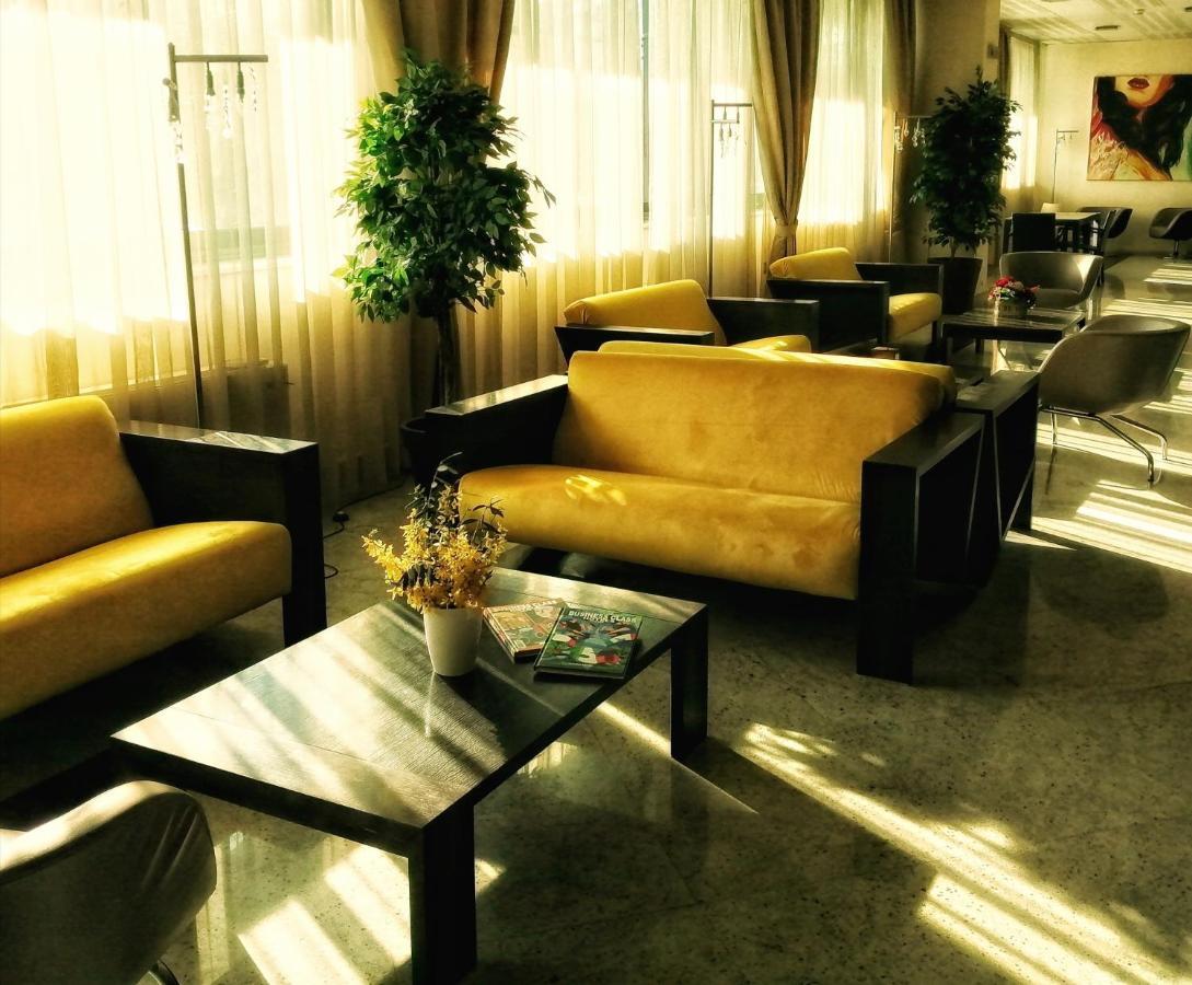 Hotel Parisi Nichelino Exterior photo